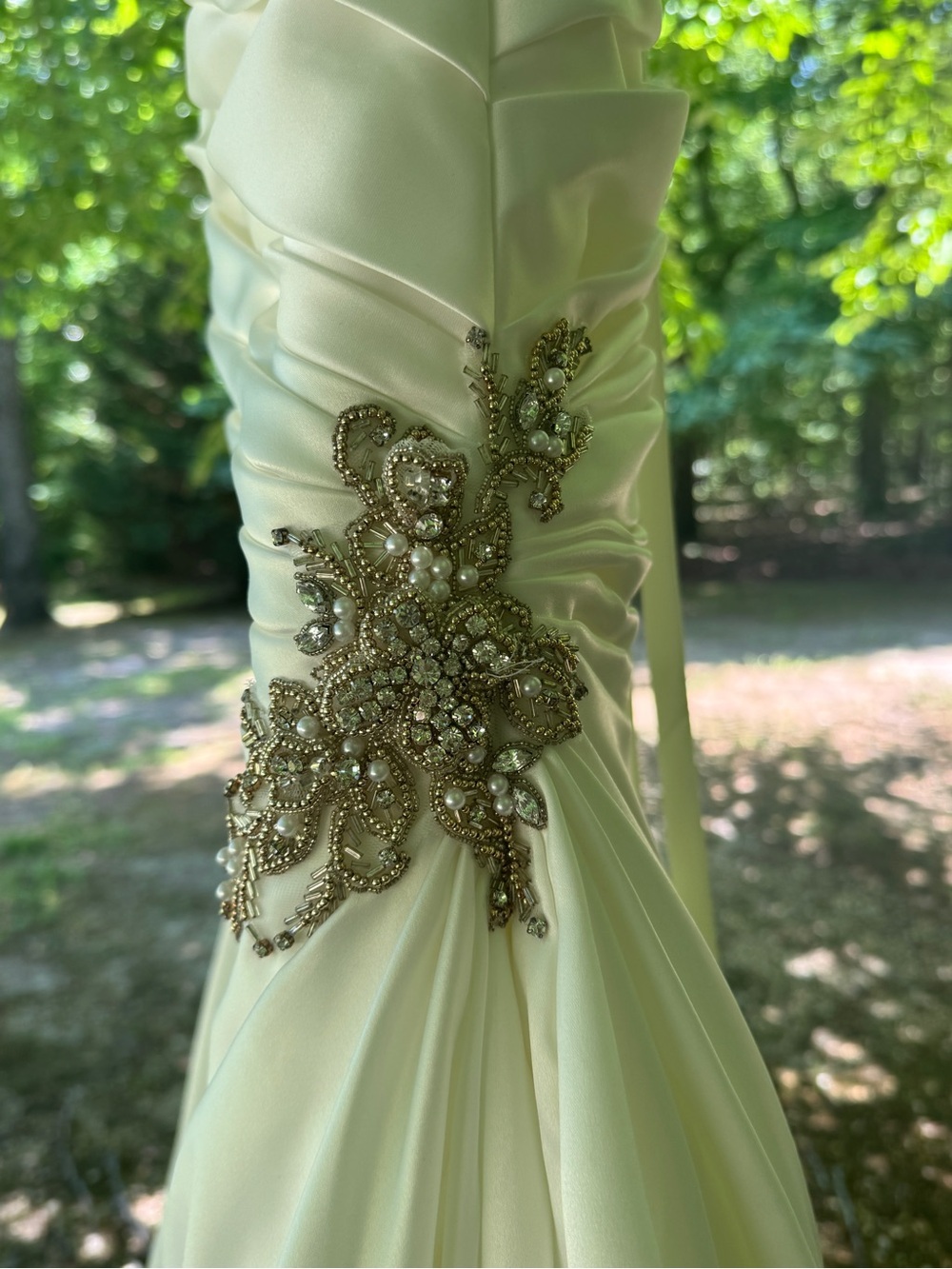 VTG 2006 Sottero and Midgley Embellished Ivory Ruched Wedding Gown - Picture 7 of 17